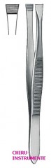 DOUGLAS Cilienpinzette, gerade, gerieft, 9cm DOUGLAS Cilienpinzette, gerade, gerieft, 9cm