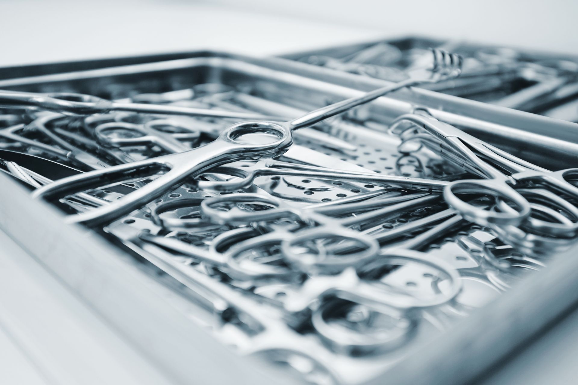 CHIRU+ Chirurgische Instrumente Shop